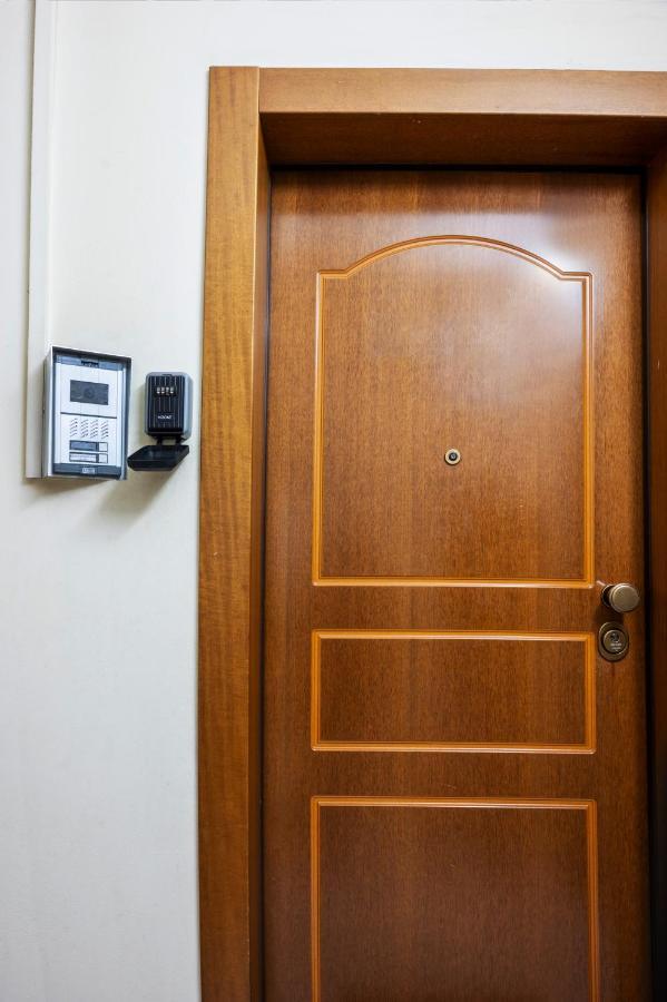 Charlie City Center Room Афины Экстерьер фото